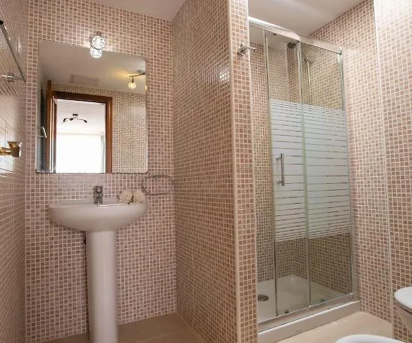 The Roof Of The Center, By Comfortable Luxury Appartement